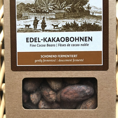 Fèves de cacao noble cru entières