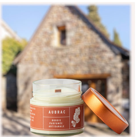 BOUGIE ARTISANALE NATURELLE DELICATEMENT PARFUMEE AUBRAC