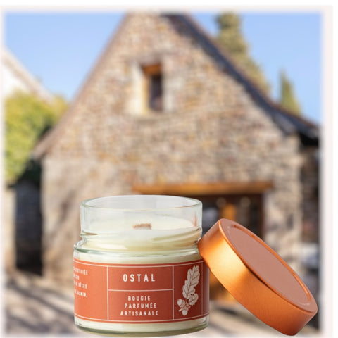 BOUGIE ARTISANALE NATURELLE DELICATEMENT PARFUMEE OSTAL