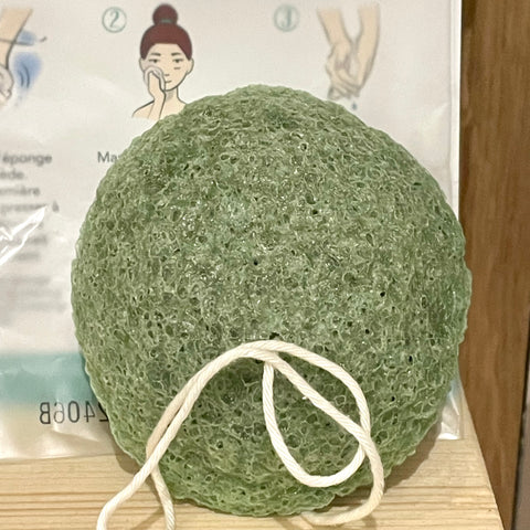 ÉPONGE DE KONJAC NATURELLE AU THÉ VERT