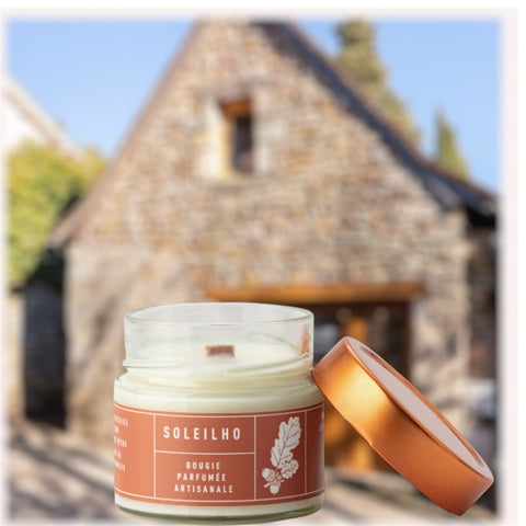 BOUGIE ARTISANALE NATURELLE DÉLICATEMENT PARFUMÉE SOLEILHO